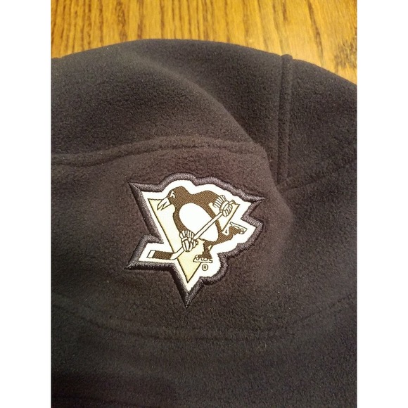 Pittsburgh Penguins LABATT BLUE Fleece NHL Helmet Hat Winter Ski Beanie Cap - Picture 2 of 8